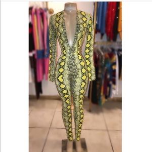Neon Snakeskin One Piece Bodysuit!! 🐍💚